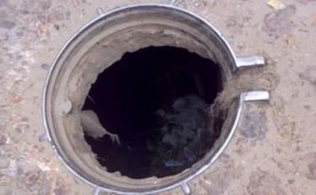 ম্যানহোলের ঢাকনা চুরীর গল্প