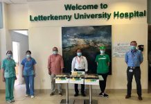 মাজহারুল হক ঝিনুকের সাবওয়ের পক্ষ থেকে লেটারকিনি হাসপাতালে খাবার বিতরণ।