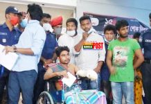 মসজিদে বিস্ফোরণ : বাড়ি ফিরলেন ‘সৌভাগ্যবান’ মামুন