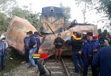 জয়পুরহাটে ট্রেনের সঙ্গে বাসের সংঘর্ষে নিহত ১১