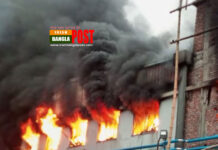 নারায়ণগঞ্জের মদনপুরে পোশাক কারখানায় আগুন: ছুটির দিন হওয়ায় প্রাণে বেঁচে গেছেন শ্রমিকরা