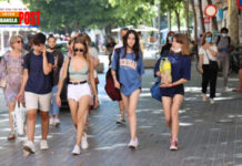 স্পেনে মাস্ক ছাড়া চলাচলের অনুমতি