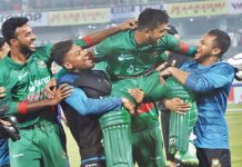 মিরাজ-মোস্তাফিজ দাপটে রুদ্ধশ্বাস জয় বাংলাদেশের (ভিডিও)