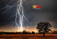 বাংলাদেশে বজ্রপাতে এক দিনে ১২ জনের মৃত্যু হয়েছে