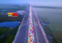 কিশোরগঞ্জের হাওরে বিশ্বের দীর্ঘতম আলপনা, সৃষ্টি হচ্ছে বিশ্বরেকর্ড!