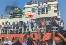 যে দুই কথা বলায় নাবিকদের কিছু করেনি সোমালিয়ার জলদস্যুরা