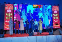 মণ্ডপে ইসলামি গান: পূজা কমিটির নেতা ও ছয় গায়কের বিরুদ্ধে মামলা