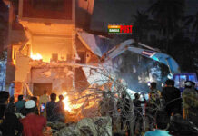 ভাঙা হল শেখ মুজিবের বাড়ি, পোড়ানো হল হাসিনার সুধা সদন